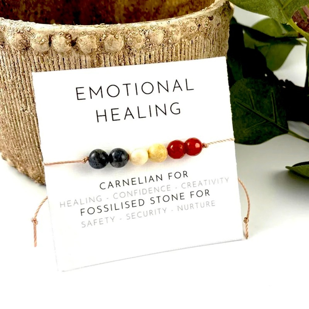 Carnelian posits energy bracelet